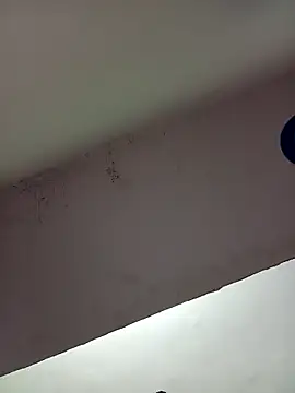 School medam online show from December 5, 2025, 3:43 pm