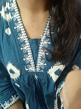 anayahotty online show from October 18, 2025, 4:53 pm