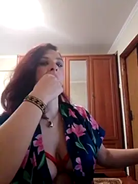 LaraDiva7799 online show from December 14, 2025, 11:38 am