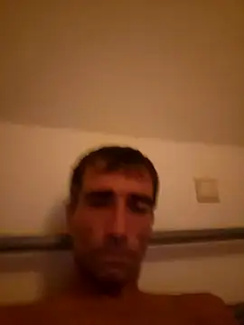 borney12 online show from September 26, 2025, 9:54 pm