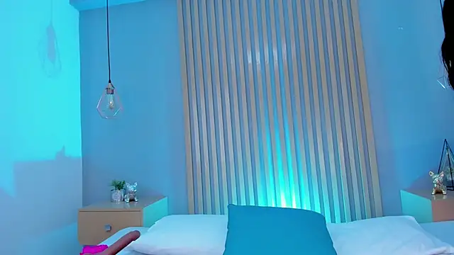 miia blaze online show from March 25, 2026, 1:32 pm