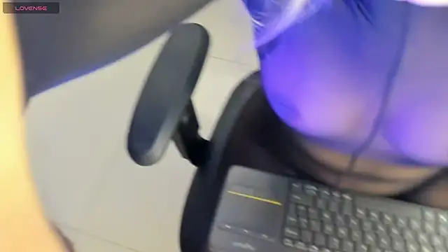 Dulcinea 2 online show from November 12, 2025, 7:07 pm