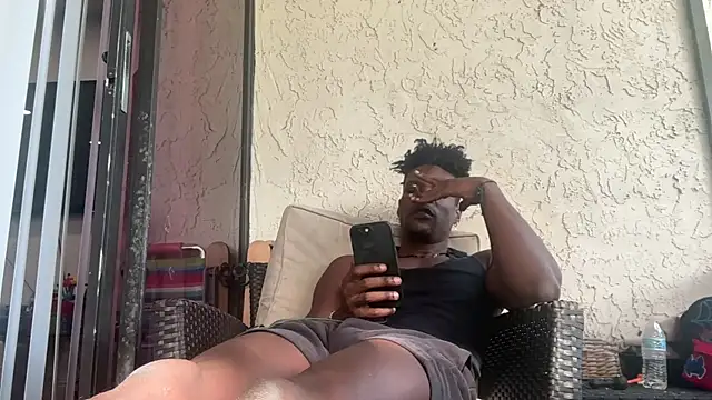 Snapshot of MrDaddyBlackNi9e chatting on October 2, 2025, 8:12 pm MrDaddyBlackNi9e online show from October 2, 2025, 8:12 pm