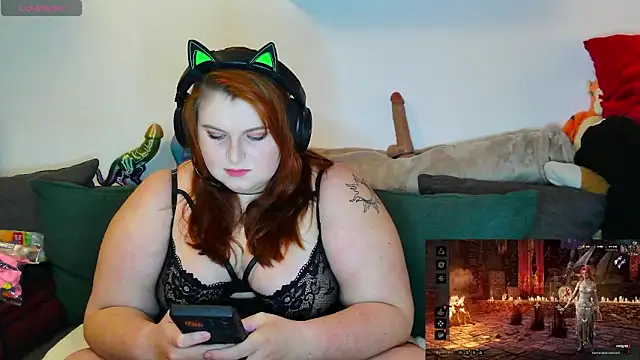 Snapshot of Chrissiosaurus chatting on October 11, 2025, 8:10 pm Chrissiosaurus online show from October 11, 2025, 8:10 pm