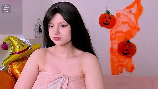 Snapshot of AishaAysitt chatting on October 26, 2025, 3:18 am AishaAysitt online show from October 26, 2025, 3:18 am