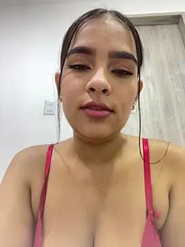 Snapshot of Valery_lux16 chatting on October 30, 2025, 12:25 pm Valery lux16 online show from October 30, 2025, 12:25 pm