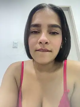 Snapshot of Valery_lux16 chatting on November 8, 2025, 1:25 pm Valery lux16 online show from November 8, 2025, 1:25 pm