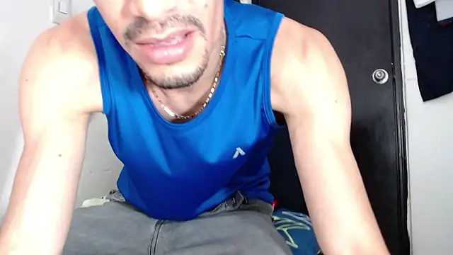 LATINO27CM online show from March 8, 2026, 12:27 am