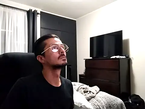 JustBrunox online show from March 19, 2025, 3:30 am