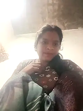 Snapshot of Cuty_prathna chatting on October 2, 2025, 12:03 am Cuty prathna online show from October 2, 2025, 12:03 am