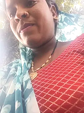 Snapshot of Cuty_prathna chatting on November 22, 2025, 6:01 am Cuty prathna online show from November 22, 2025, 6:01 am