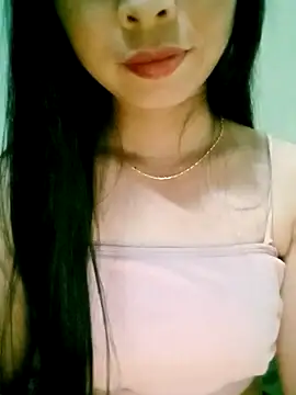 Snapshot of Babydone111 chatting on October 28, 2025, 4:02 am Babydone111 online show from October 28, 2025, 4:02 am