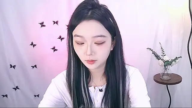 Snapshot of Miao-Maimiao chatting on November 29, 2025, 1:22 pm Miao-Maimiao online show from November 29, 2025, 1:22 pm