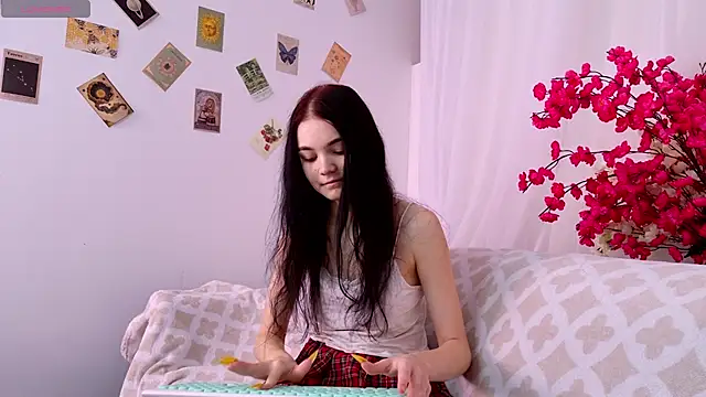  online show from October 25, 2025, 6:23 am