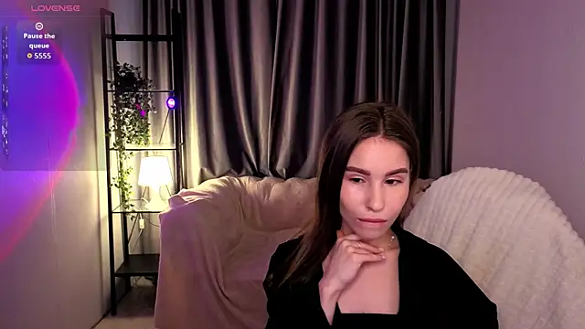  online show from October 22, 2025, 5:29 am