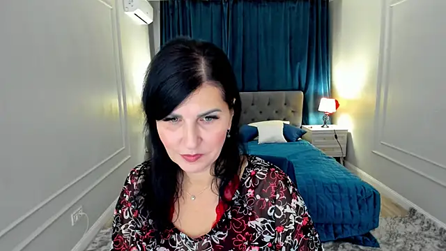 Snapshot of Moon_Veloure1 chatting on November 25, 2025, 3:07 am Moon Veloure1 online show from November 25, 2025, 3:07 am