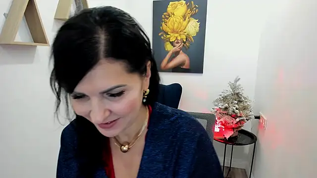 Snapshot of Moon_Veloure1 chatting on November 30, 2025, 3:51 am Moon Veloure1 online show from November 30, 2025, 3:51 am