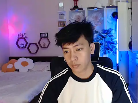 Snapshot of niel_cumshow chatting on January 8, 2026, 6:25 pm niel cumshow online show from January 8, 2026, 6:25 pm