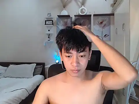 Snapshot of niel_cumshow chatting on November 14, 2025, 8:51 am niel cumshow online show from November 14, 2025, 8:51 am