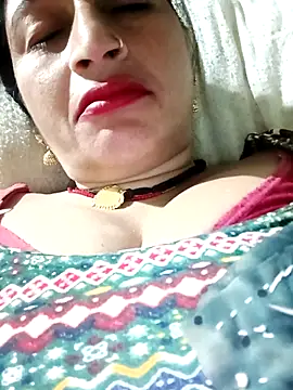 Snapshot of Haliya88 chatting on November 11, 2025, 11:20 pm Haliya88 online show from November 11, 2025, 11:20 pm