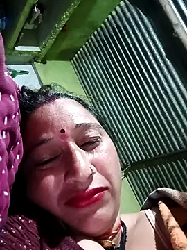 Snapshot of Haliya88 chatting on October 31, 2025, 7:43 pm Haliya88 online show from October 31, 2025, 7:43 pm