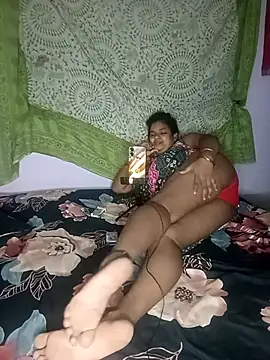 Snapshot of Deborbhavi222 chatting on October 13, 2025, 8:32 pm Deborbhavi222 online show from October 13, 2025, 8:32 pm