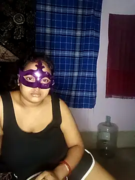 Deborbhavi222 online show from November 6, 2025, 9:41 pm