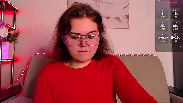 Snapshot of chatting on November 28, 2025, 4:34 am online show from November 28, 2025, 4:34 am