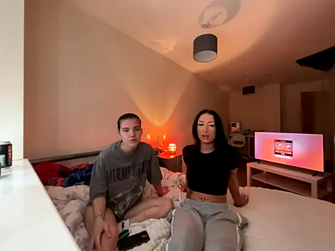 Lucy-XXX- online show from October 10, 2025, 4:08 pm