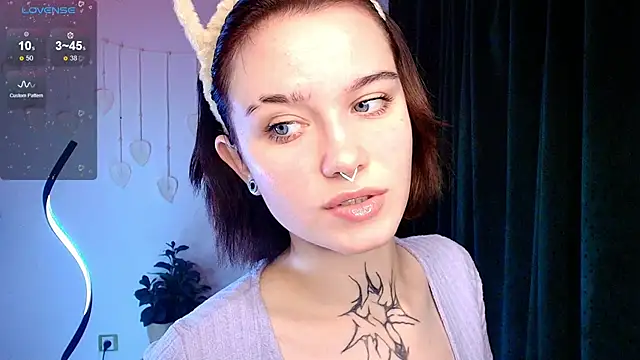 Snapshot of Elastikisss chatting on October 13, 2025, 2:35 am Elastikisss online show from October 13, 2025, 2:35 am