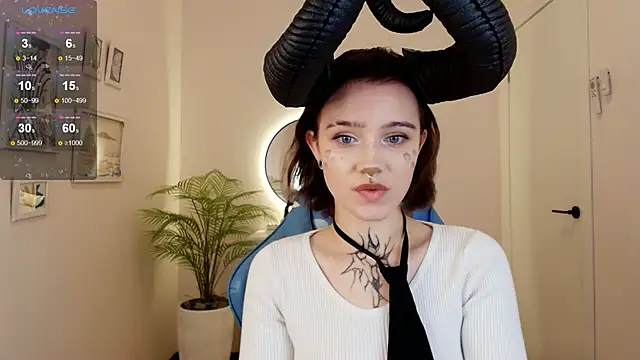 Snapshot of Elastikisss chatting on October 28, 2025, 2:34 am Elastikisss online show from October 28, 2025, 2:34 am