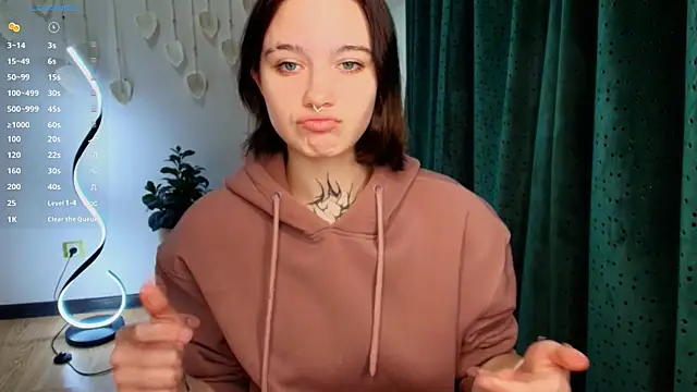 Snapshot of Elastikisss chatting on November 28, 2025, 2:45 am Elastikisss online show from November 28, 2025, 2:45 am