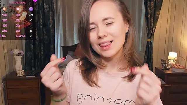 Snapshot of Crysta1Eva_ chatting on November 11, 2025, 7:36 am Crysta1Eva online show from November 11, 2025, 7:36 am