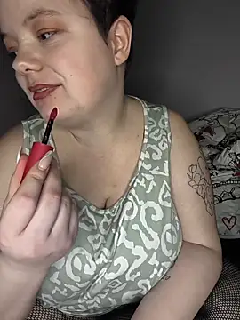 Katy2323 online show from December 17, 2025, 9:09 pm