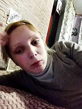 Ponka2011 online show from December 18, 2025, 5:56 am