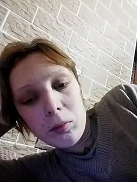 Ponka2011 online show from April 11, 2026, 11:41 pm