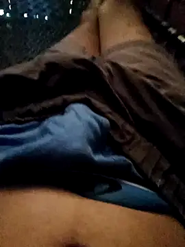 Snapshot of alone_boy802 chatting on October 9, 2025, 6:58 am alone boy802 online show from October 9, 2025, 6:58 am