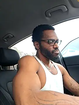 214KingLonggg online show from March 28, 2026, 1:01 pm