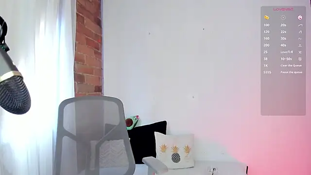 Chubby Licius online show from March 1, 2026, 6:52 pm