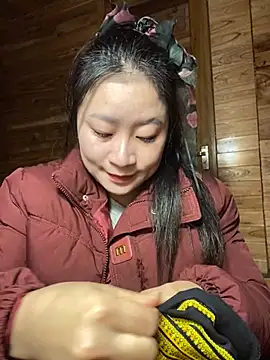 Snapshot of violet-00 chatting on November 28, 2025, 1:06 am violet-00 online show from November 28, 2025, 1:06 am