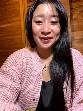 Snapshot of violet-00 chatting on November 13, 2025, 12:53 pm violet-00 online show from November 13, 2025, 12:53 pm