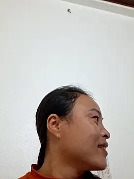 xuxulovezz online show from November 15, 2025, 10:14 pm