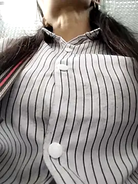 Snapshot of abigail-00 chatting on October 31, 2025, 4:09 am abigail-00 online show from October 31, 2025, 4:09 am