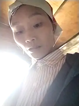 Snapshot of abigail-00 chatting on October 22, 2025, 1:05 am abigail-00 online show from October 22, 2025, 1:05 am