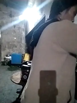 Snapshot of abigail-00 chatting on December 1, 2025, 11:00 am abigail-00 online show from December 1, 2025, 11:00 am