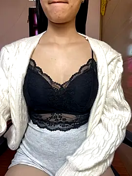 Snapshot of Linh247380 chatting on November 24, 2025, 1:38 am Linh247380 online show from November 24, 2025, 1:38 am