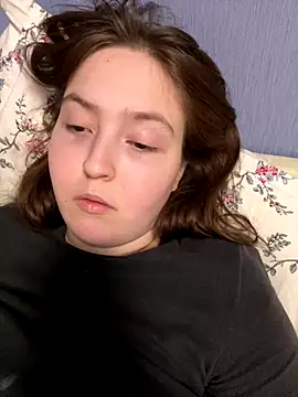 LOVELY BETTY Tq online show from October 3, 2025, 6:31 pm