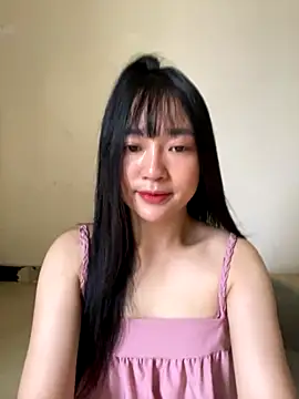 Snapshot of Be_xinh chatting on September 25, 2025, 10:21 am Be xinh online show from September 25, 2025, 10:21 am