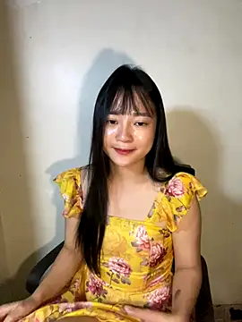 Snapshot of Be_xinh chatting on October 15, 2025, 3:09 pm Be xinh online show from October 15, 2025, 3:09 pm