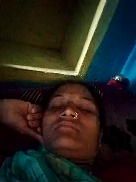 Pooja6060 online show from October 1, 2025, 3:38 pm